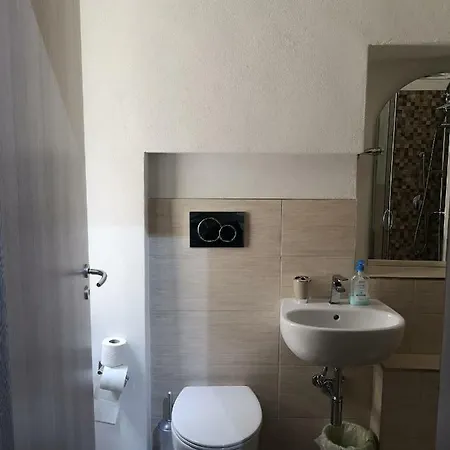 Domo Silvia Couette-café La Maddalena (Sassari)